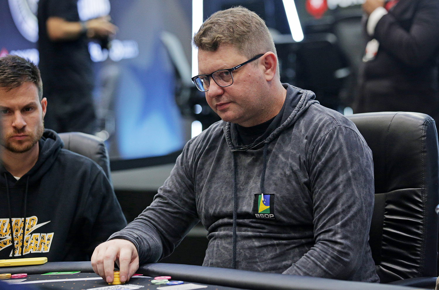 Luan Barbosa perde coin flip e para no HU do $525 Bounty Hunters HR